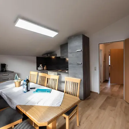 公寓 Alpenchalets-4 By Interhome