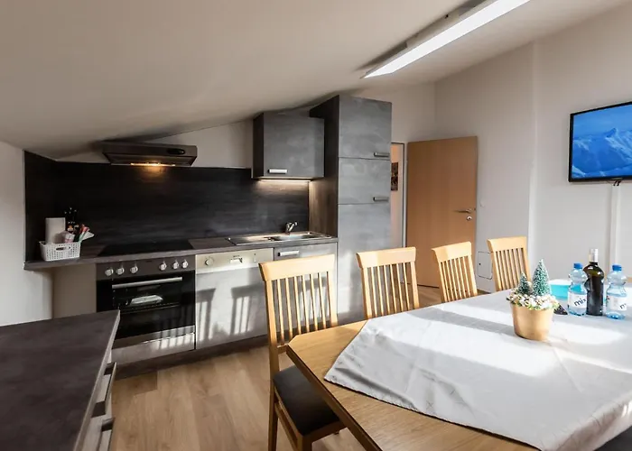 Alpenchalets-4 By Interhome Daire *